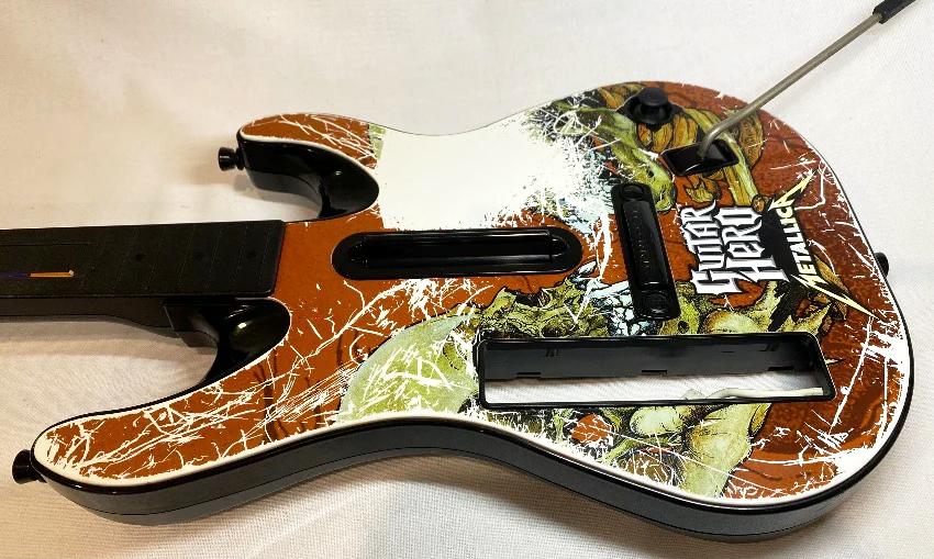 Controller | Nintendo Wii | Guitar Hero Metallica Guitar