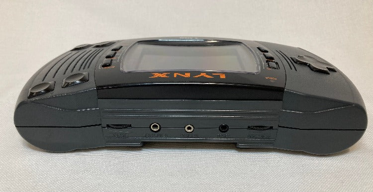 Atari Lynx - Console Portable - Manuel de l'utilisateur / Owner's Manual Atari Lynx - Console Portable - Manuel de l'utilisateur / Owner's Manual
