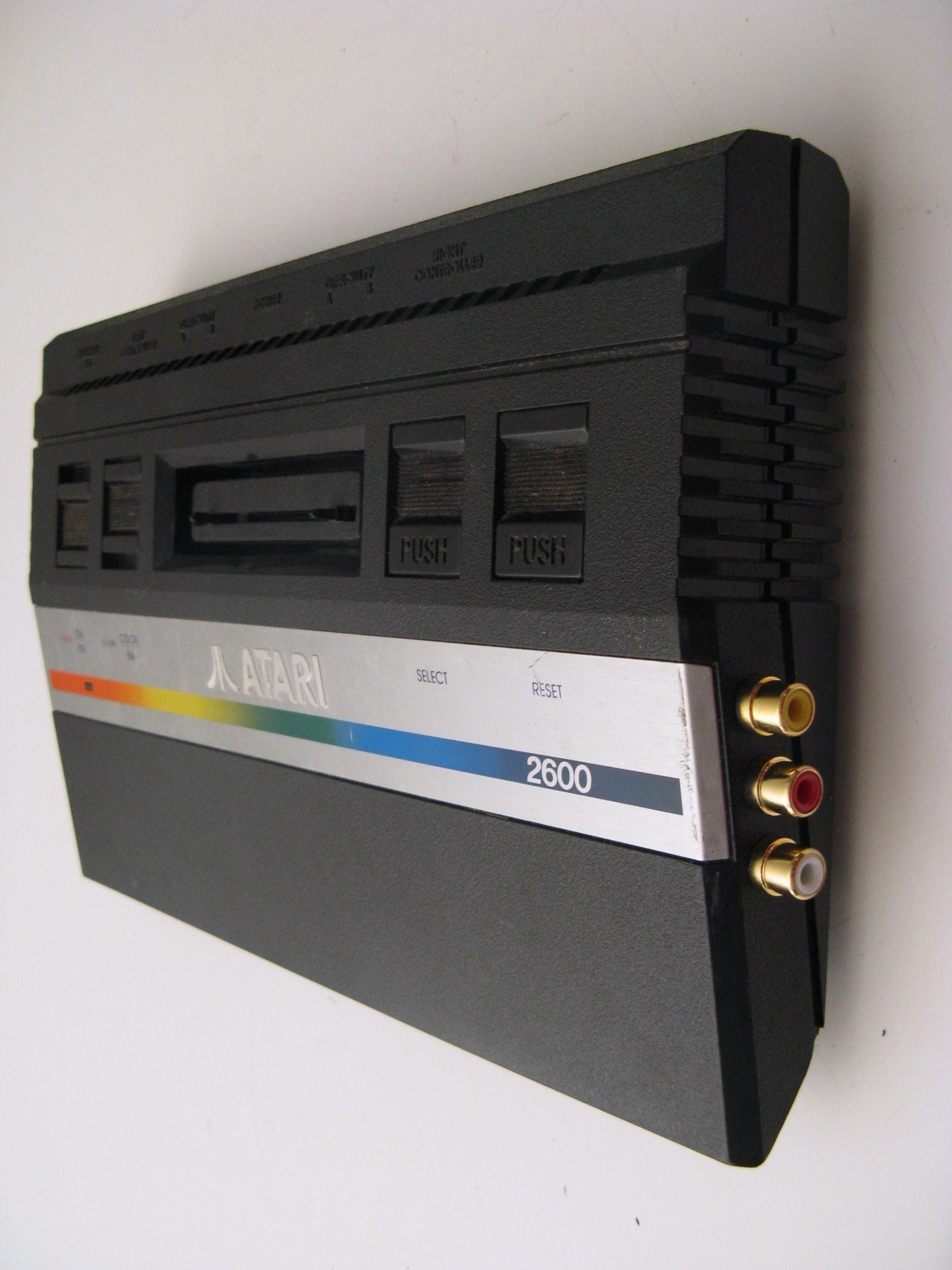 PERITEL NATIVE (AV d'origine non modifié) : Console Atari 2600 Jr Junior PERITEL NATIVE (AV d'origine non modifié) : Console Atari 2600 Jr Junior